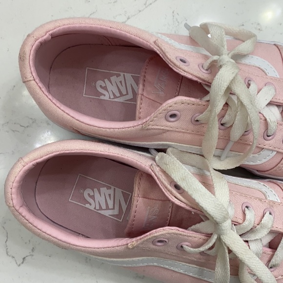 Vans Old Skool Pink and White - 4Y / 6W - Picture 3 of 5